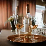 Bed and Breakfast Targowski Dwor Mazury Dzwierzuty