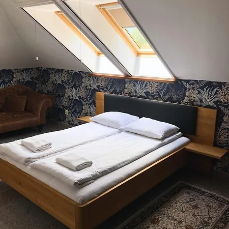 Bed & Breakfast Targowski Dwor Mazury 3*