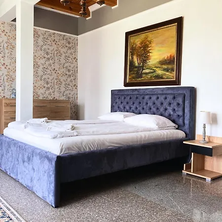 Targowski Dwor Mazury Bed & Breakfast Dzwierzuty