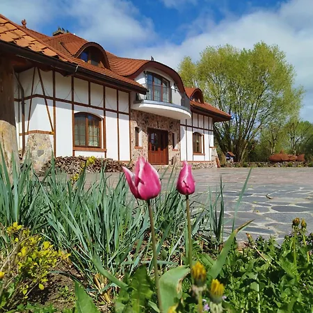 Bed & Breakfast Targowski Dwor Mazury 3*