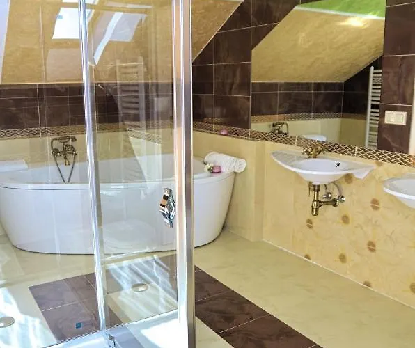 Targowski Dwor Mazury 3* Dzwierzuty