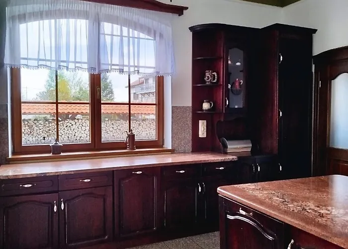 Targowski Dwor Mazury Bed & Breakfast 3*